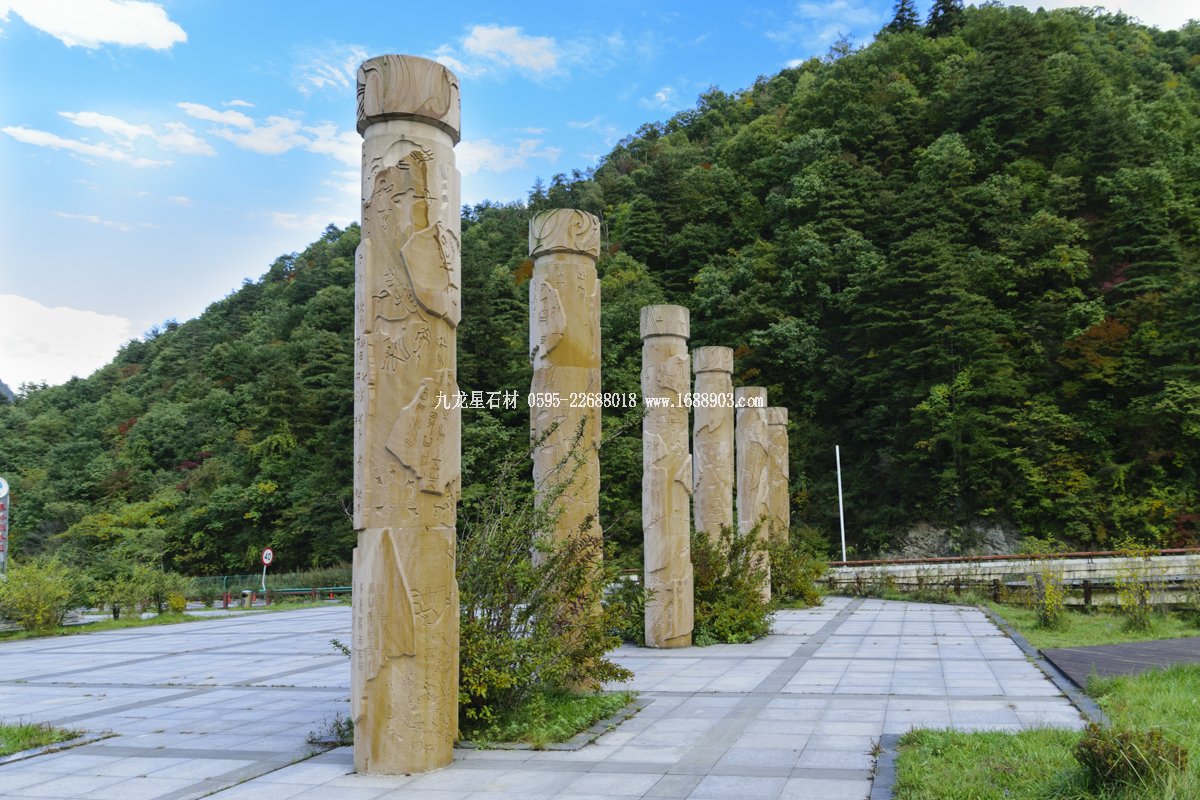 秦嶺服務(wù)區(qū)景觀(guān)及群雕掠影【1】圖片2
